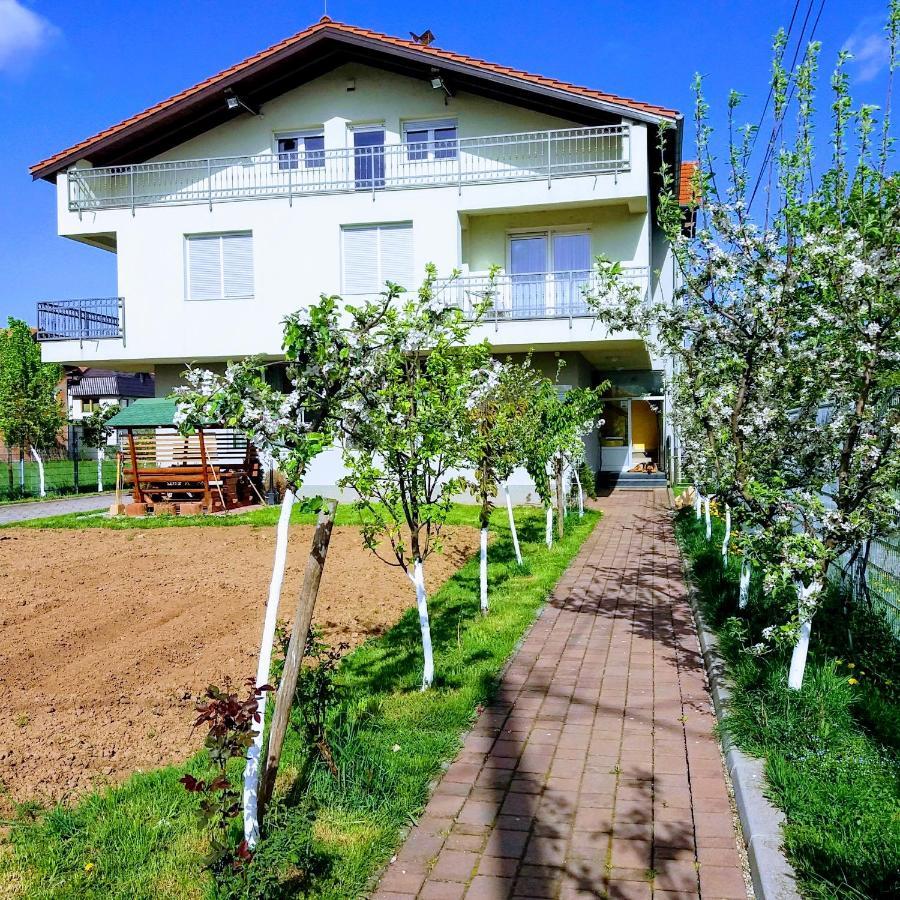 Апартаменти Apartman Peace Сараєво Екстер'єр фото